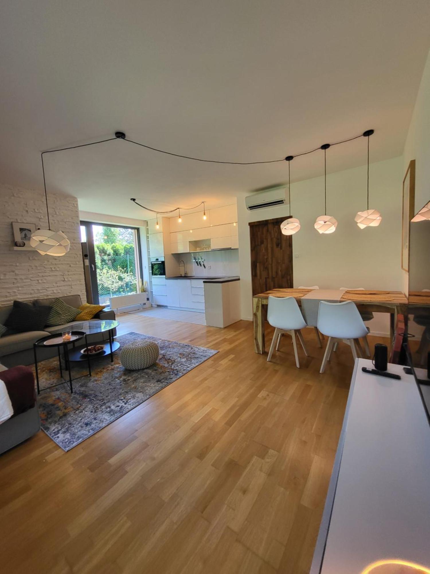 V Praze 6, Sedlec Apartmán